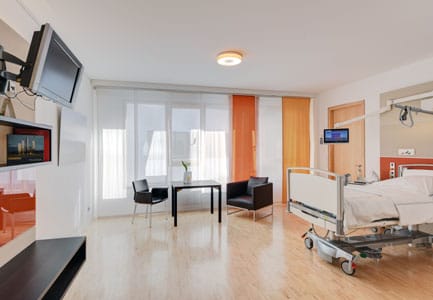 One bed patient room 